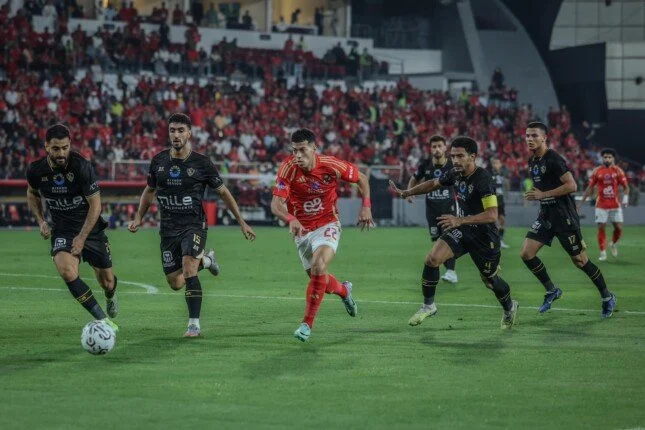 رفض إقامة مباريات الدوري خارج مصر