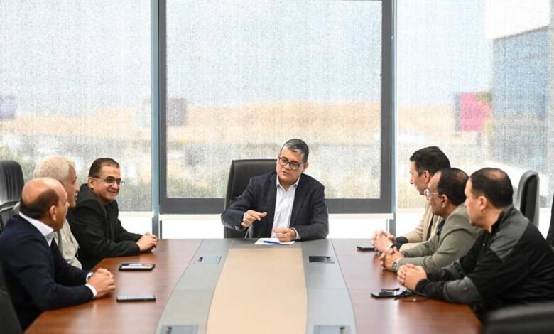أوسكار رويز يبدأ عهده الجديد